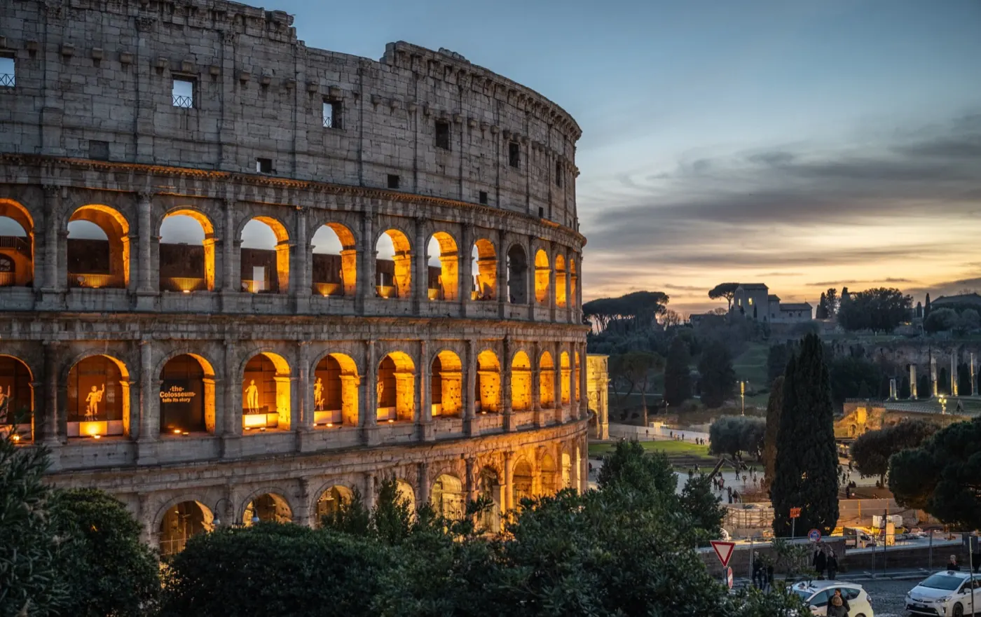 El Coliseo de Roma al atardecer